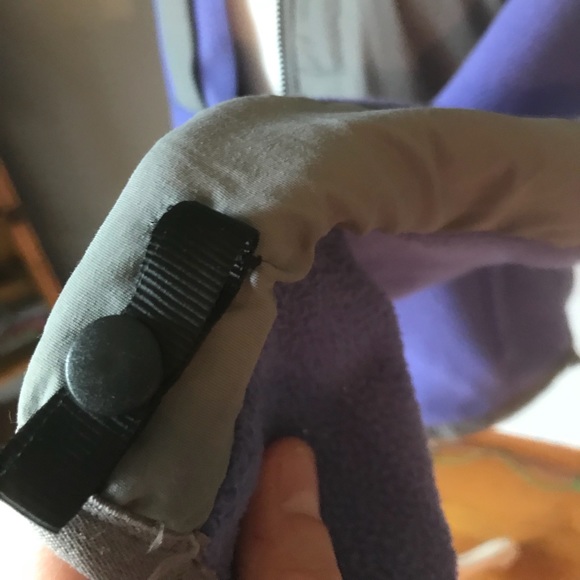 North face zip up - Picture 4 of 8